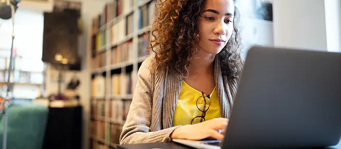 Student Using Accessibility Reader